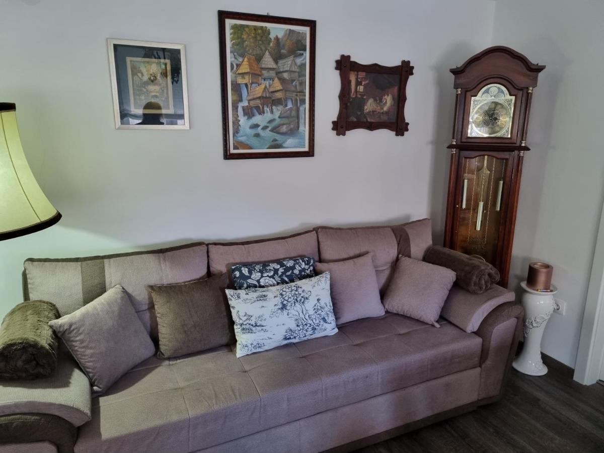 Apartment Blaoss Karlovac Exterior photo